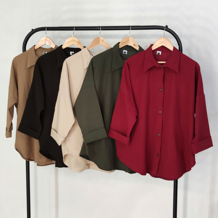 از راست به چپ : زرشکی ،ارتشی ،کرمی ،قهوه ای ،نسکافه ای