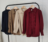 از راست به چپ : زرشکی ، کرمی ، نسکافه ای ، سورمه ای