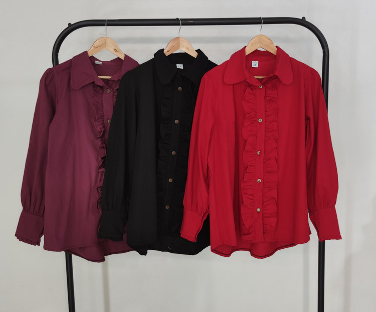 از راست به چپ : قرمز ،مشکی ،ارغوانی