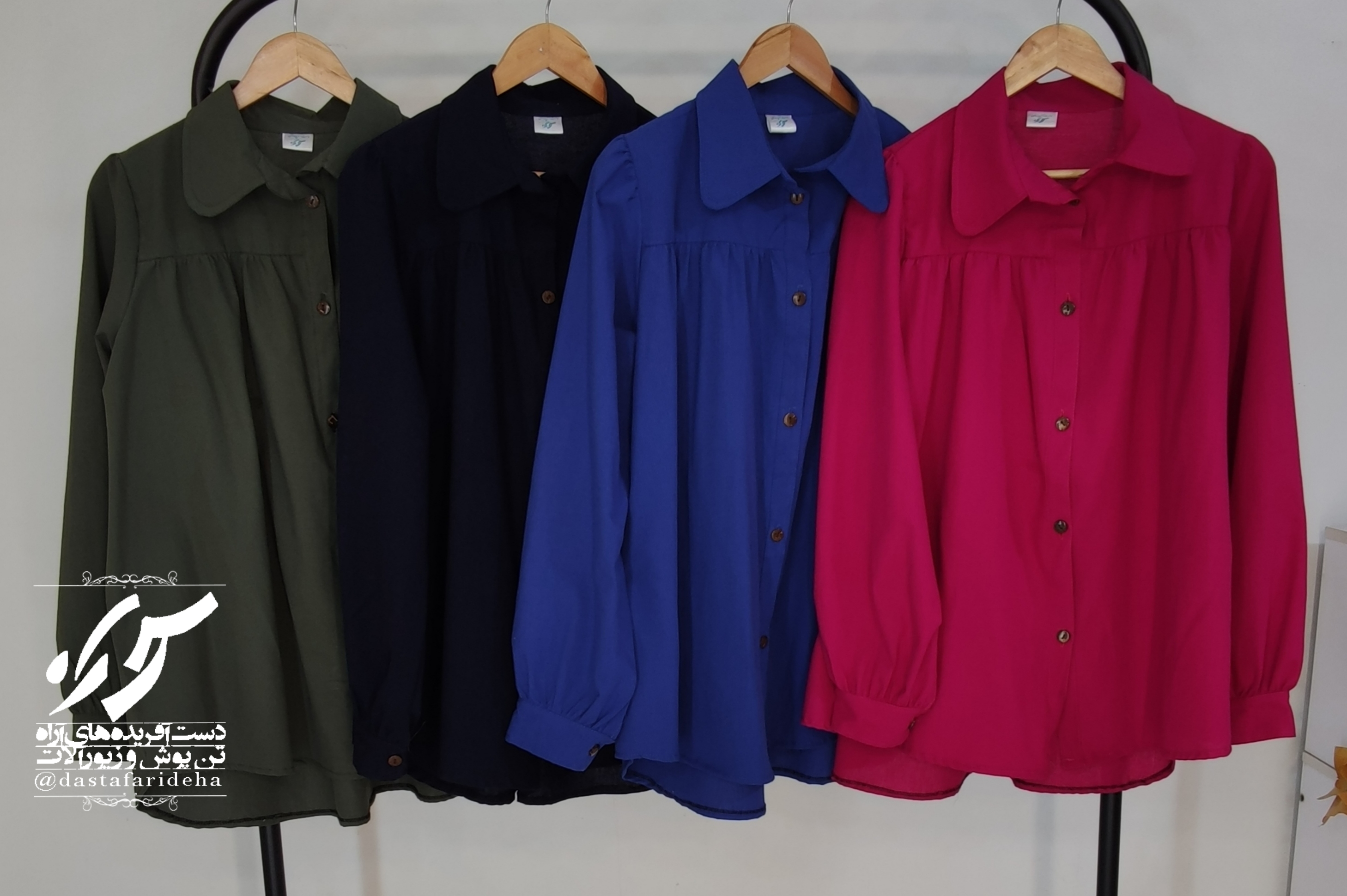 از راست به چپ : قرمز ،آبی کاربنی ،مشکی ،سبز ارتشی