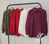 از راست به چپ : ارغوانی ،سفید ،قرمز ، ارتشی