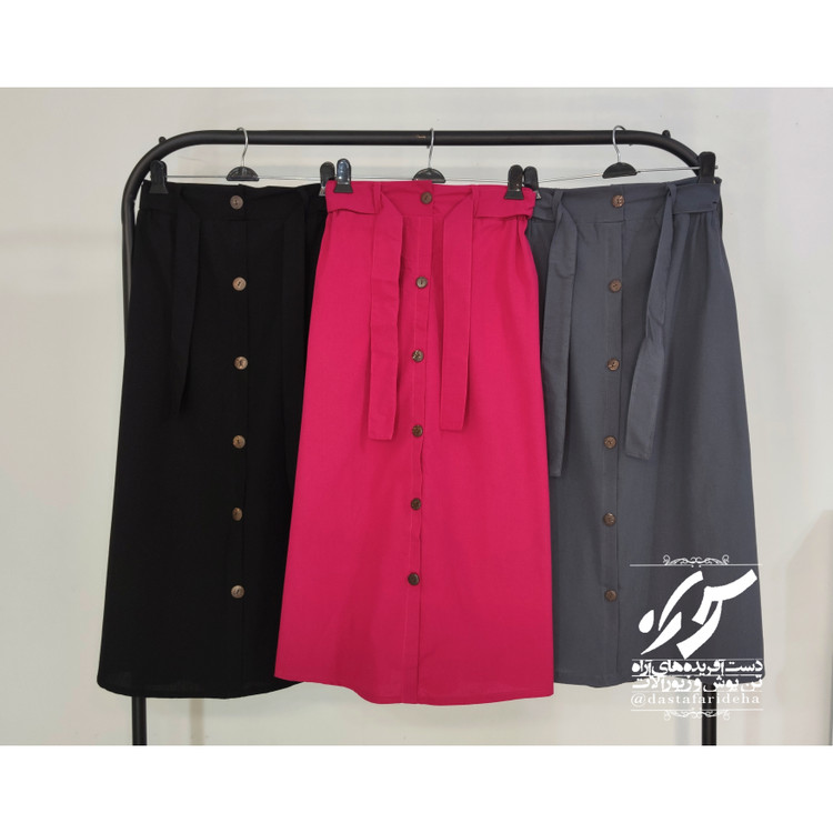 از راست به چپ : طوسی ، سرخابی ،مشکی