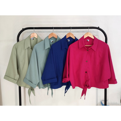 از راست به چپ : سرخابی ، آبی کاربنی ، آبی اقیانوسی ، سبز کاهویی